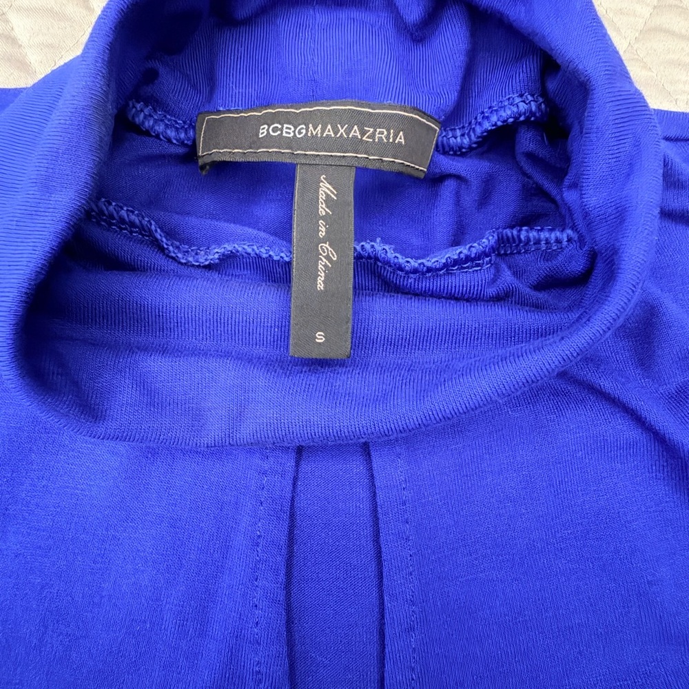 BCBGMaxAzria Cobalt Blue Twist Front Crop Top - Picture 4 of 6